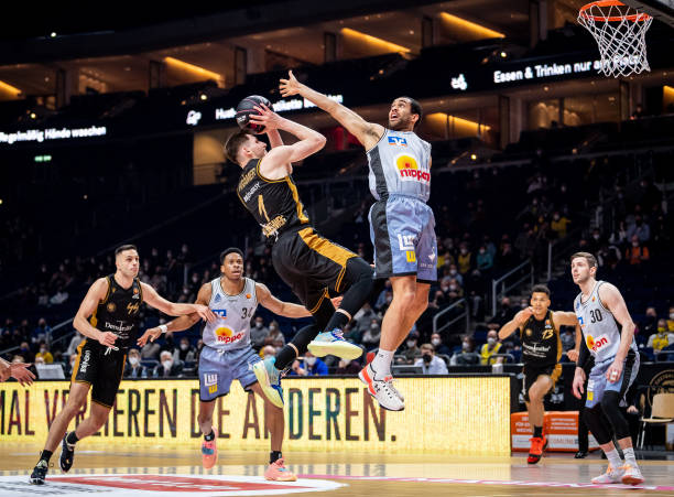 我可以帮你 我可以帮你