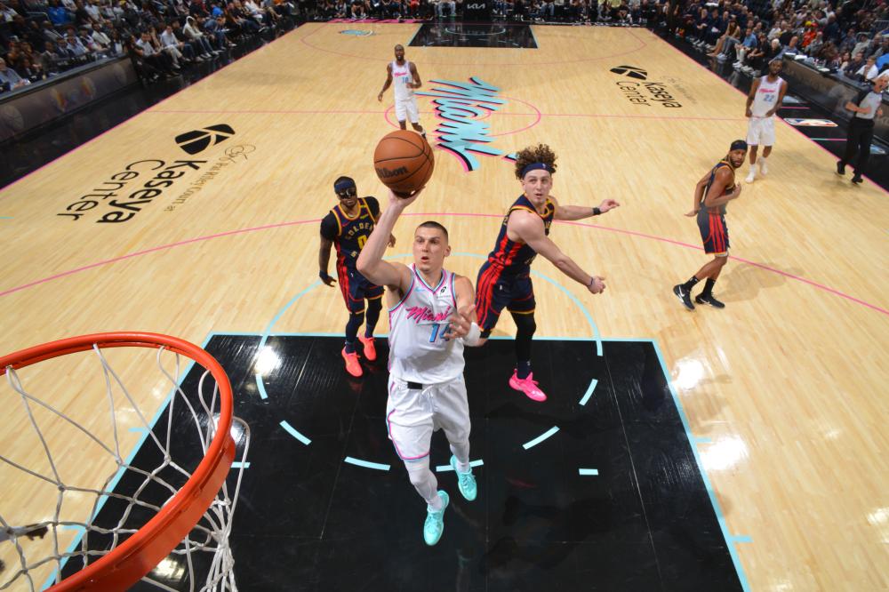 从而在激烈 从而在激烈