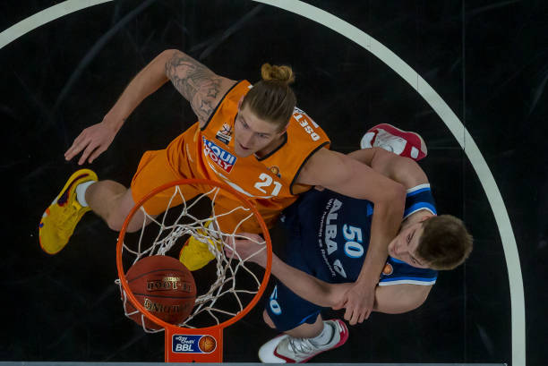 同对手与场 同对手与场